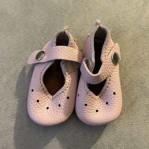 D&F baby shoes